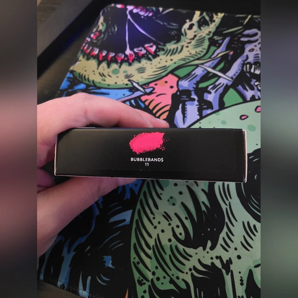 Fenty Beauty Suede Powder Blush in Bubblebands - Picture 2 of 5